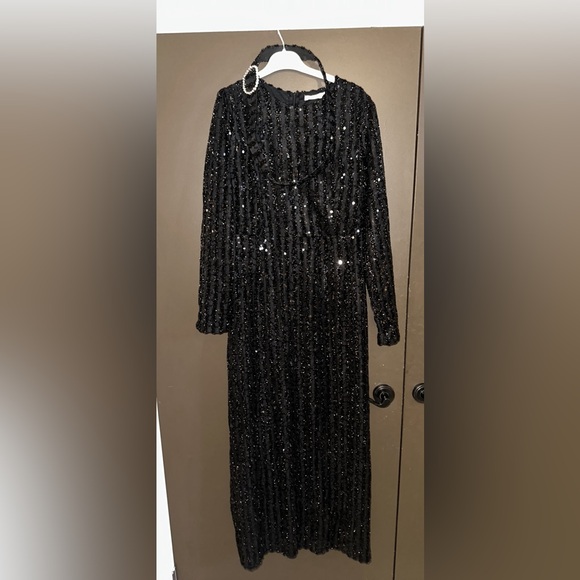 sequin dress. used once. like new. - Picture 1 of 1